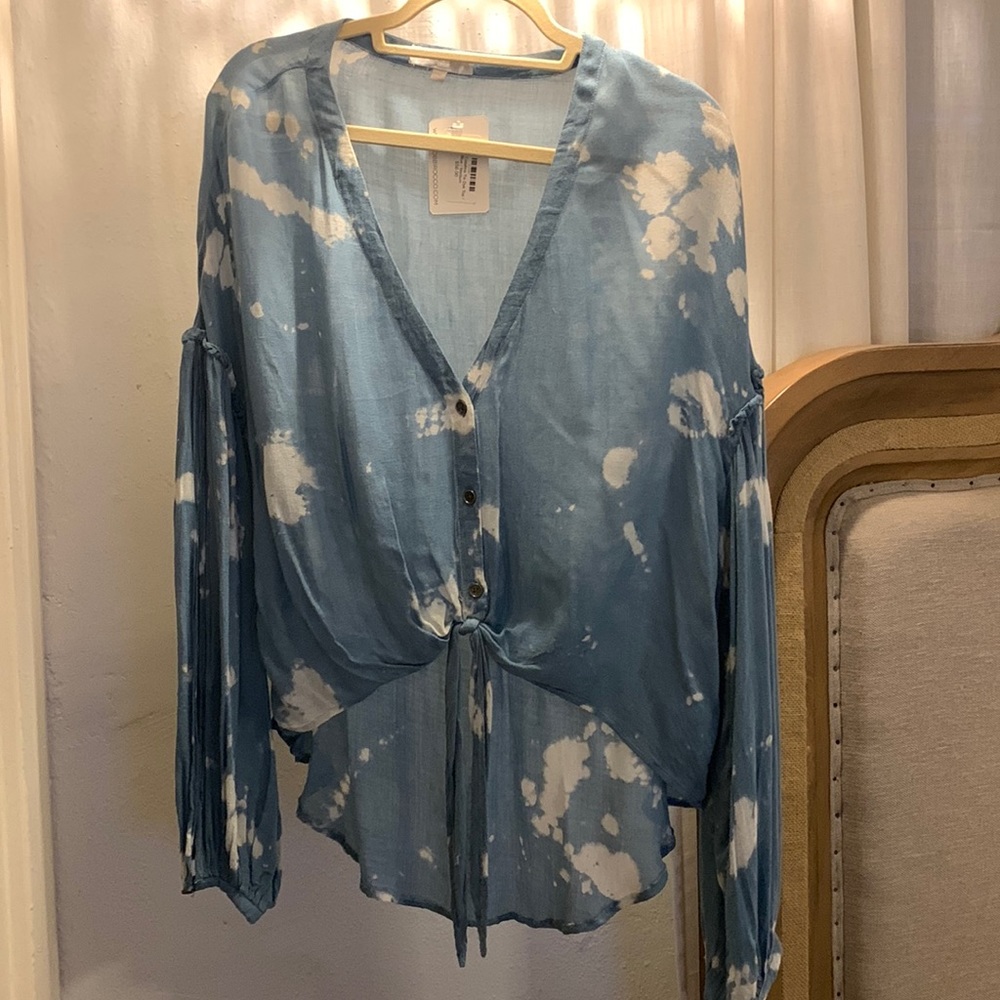 NWT boutique tie die top